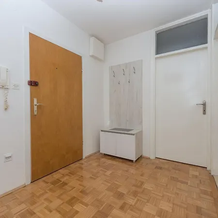 Appartement Violet Makarska